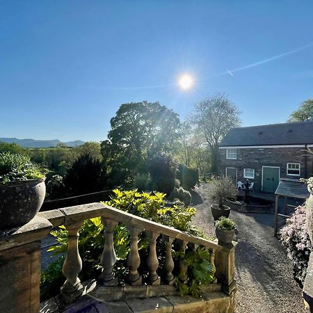 Peterstone Court Country House Restaurant & Spa Brecon Buitenkant foto