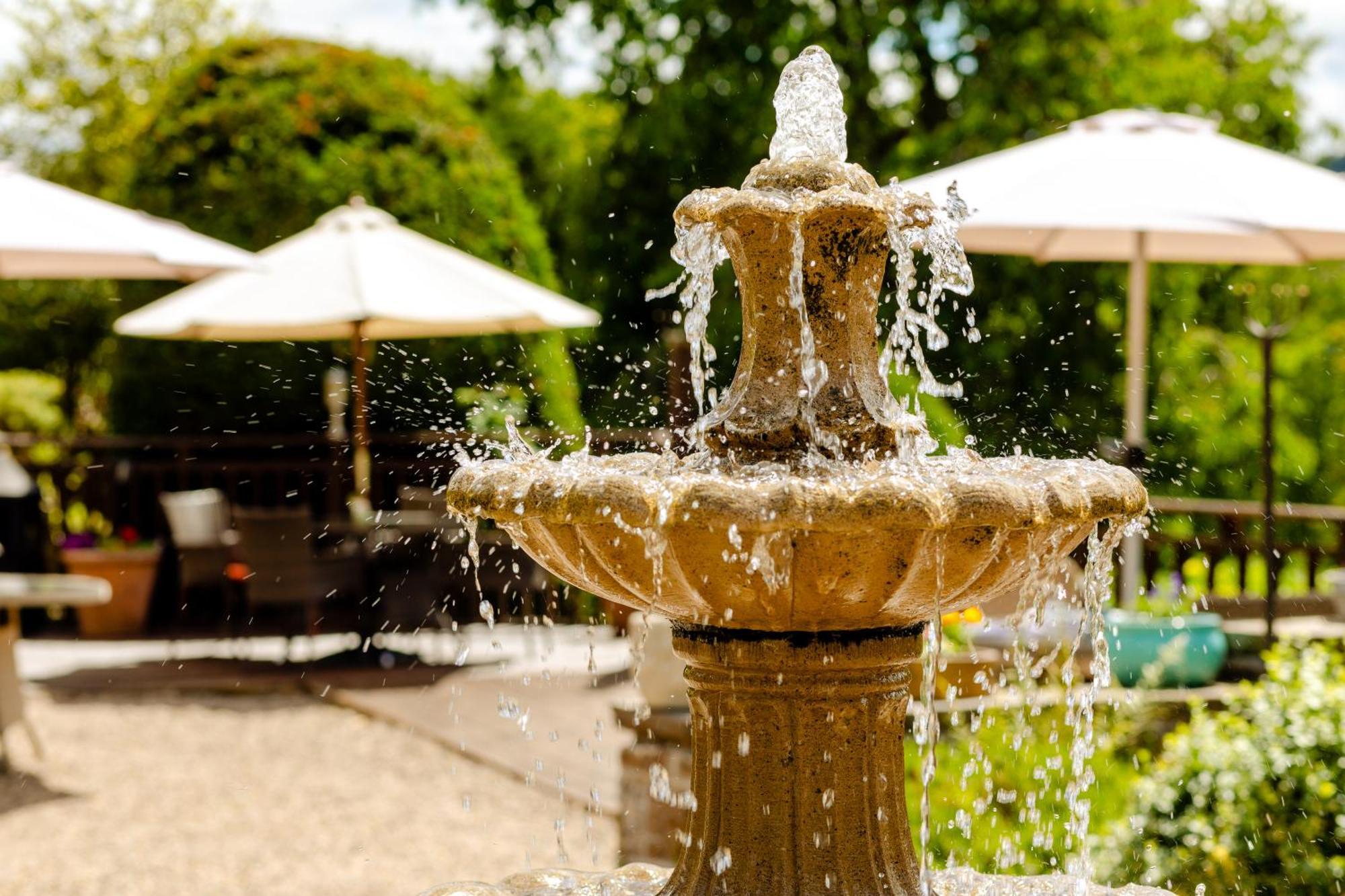Peterstone Court Country House Restaurant & Spa Brecon Buitenkant foto