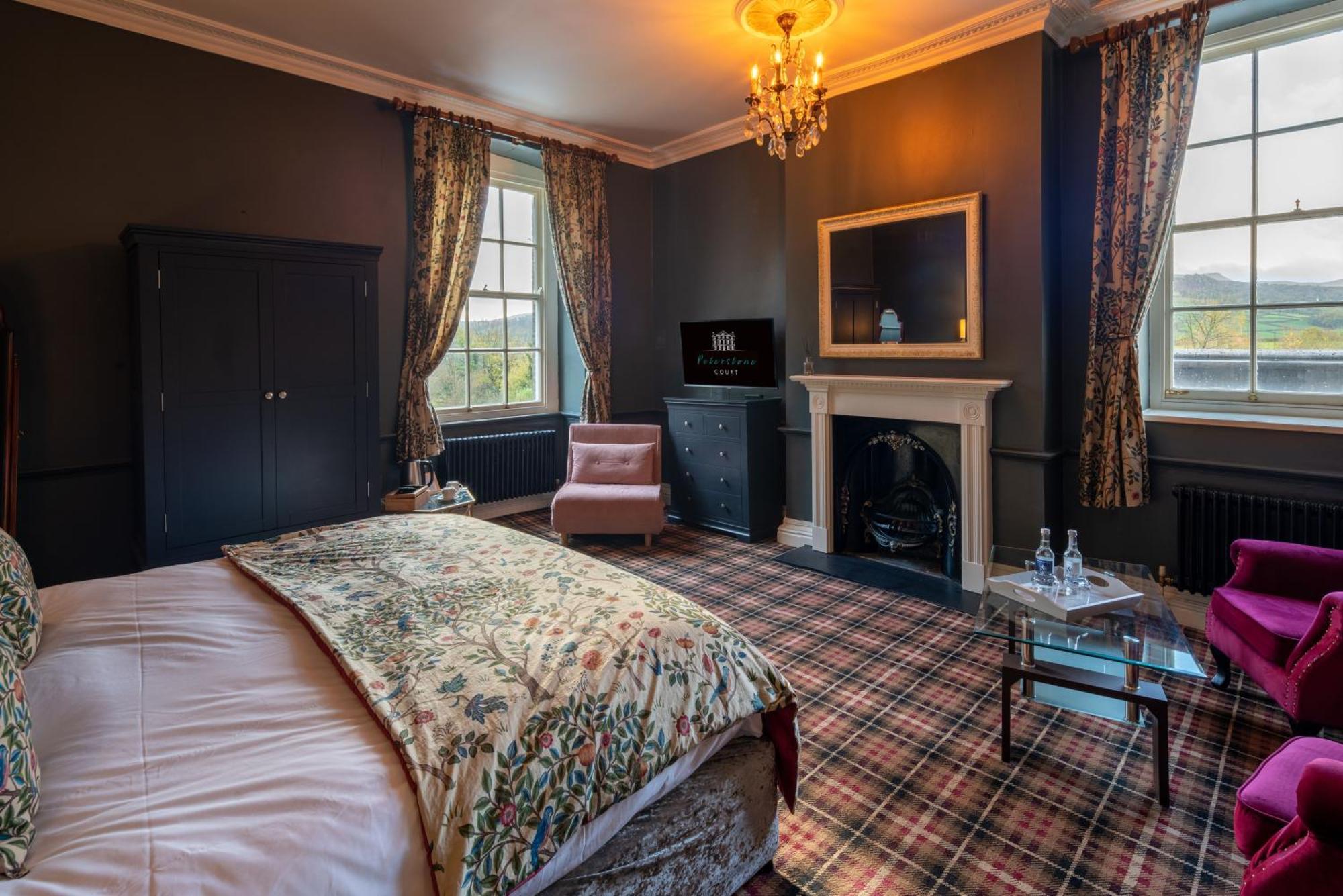 Peterstone Court Country House Restaurant & Spa Brecon Buitenkant foto