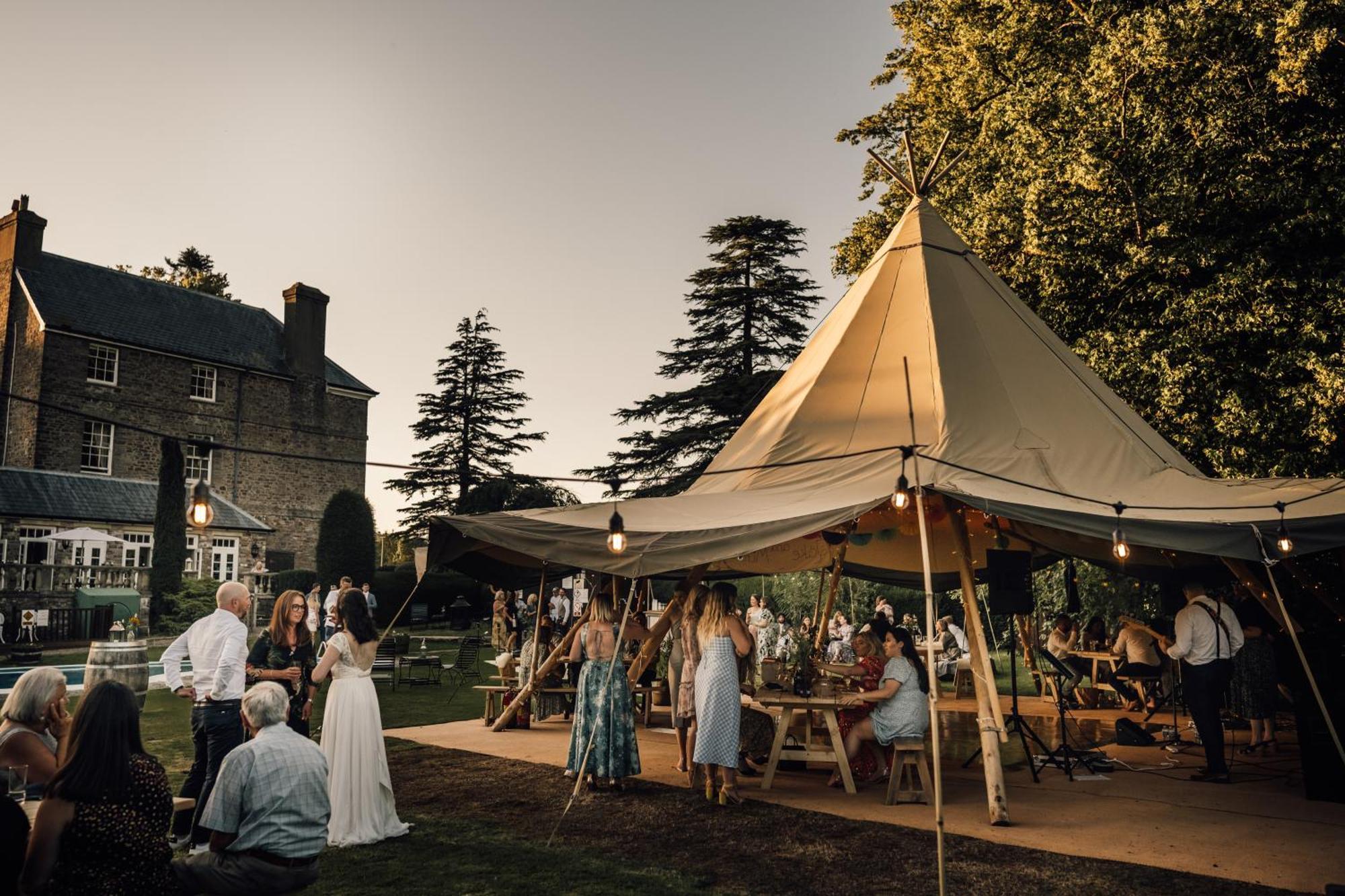 Peterstone Court Country House Restaurant & Spa Brecon Buitenkant foto