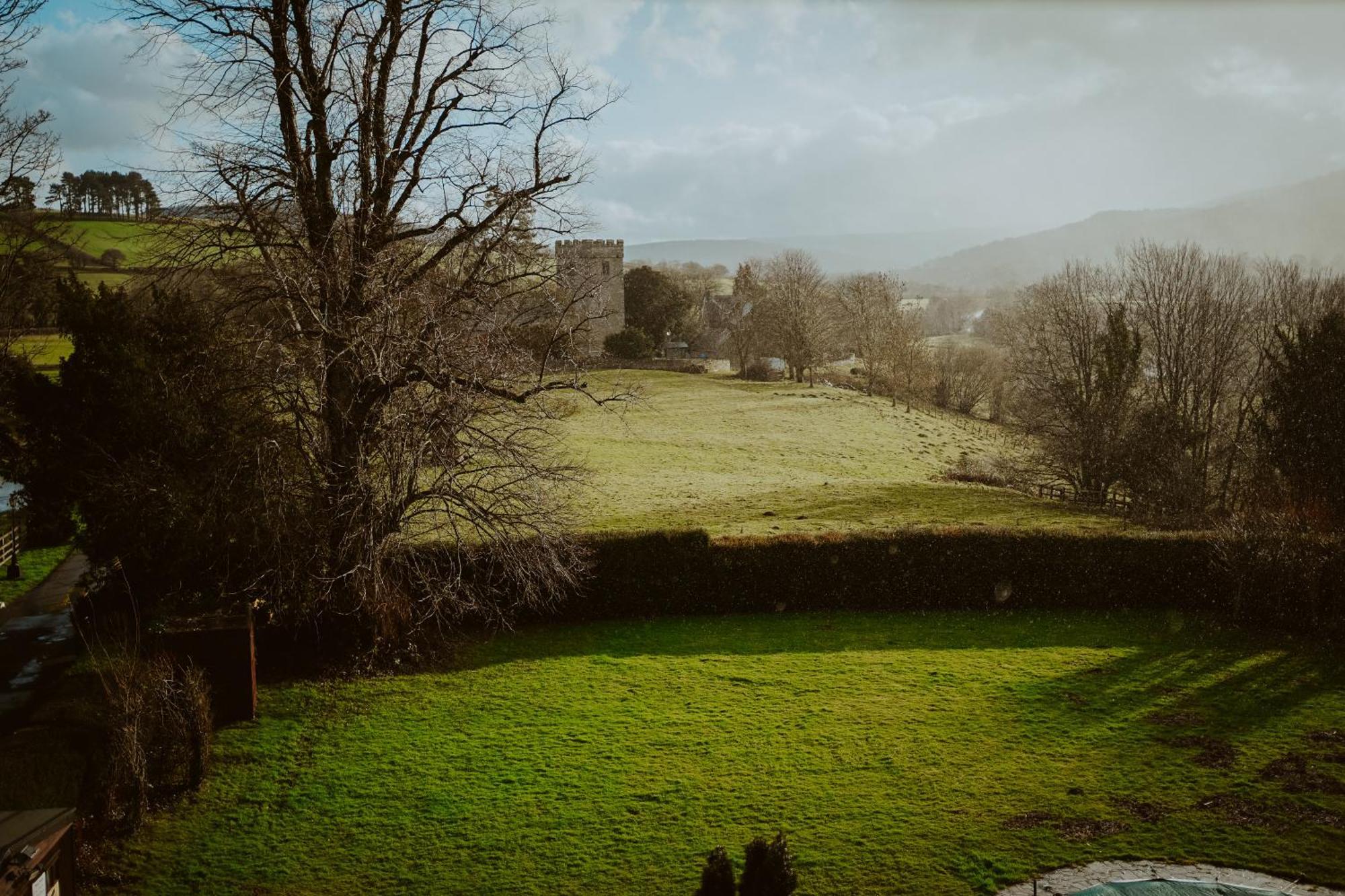Peterstone Court Country House Restaurant & Spa Brecon Buitenkant foto