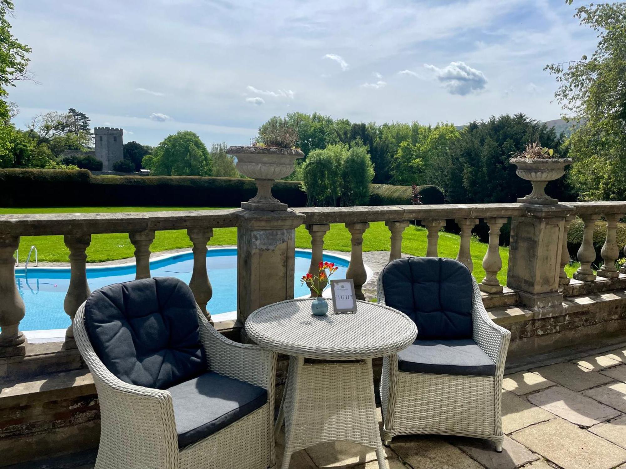 Peterstone Court Country House Restaurant & Spa Brecon Buitenkant foto