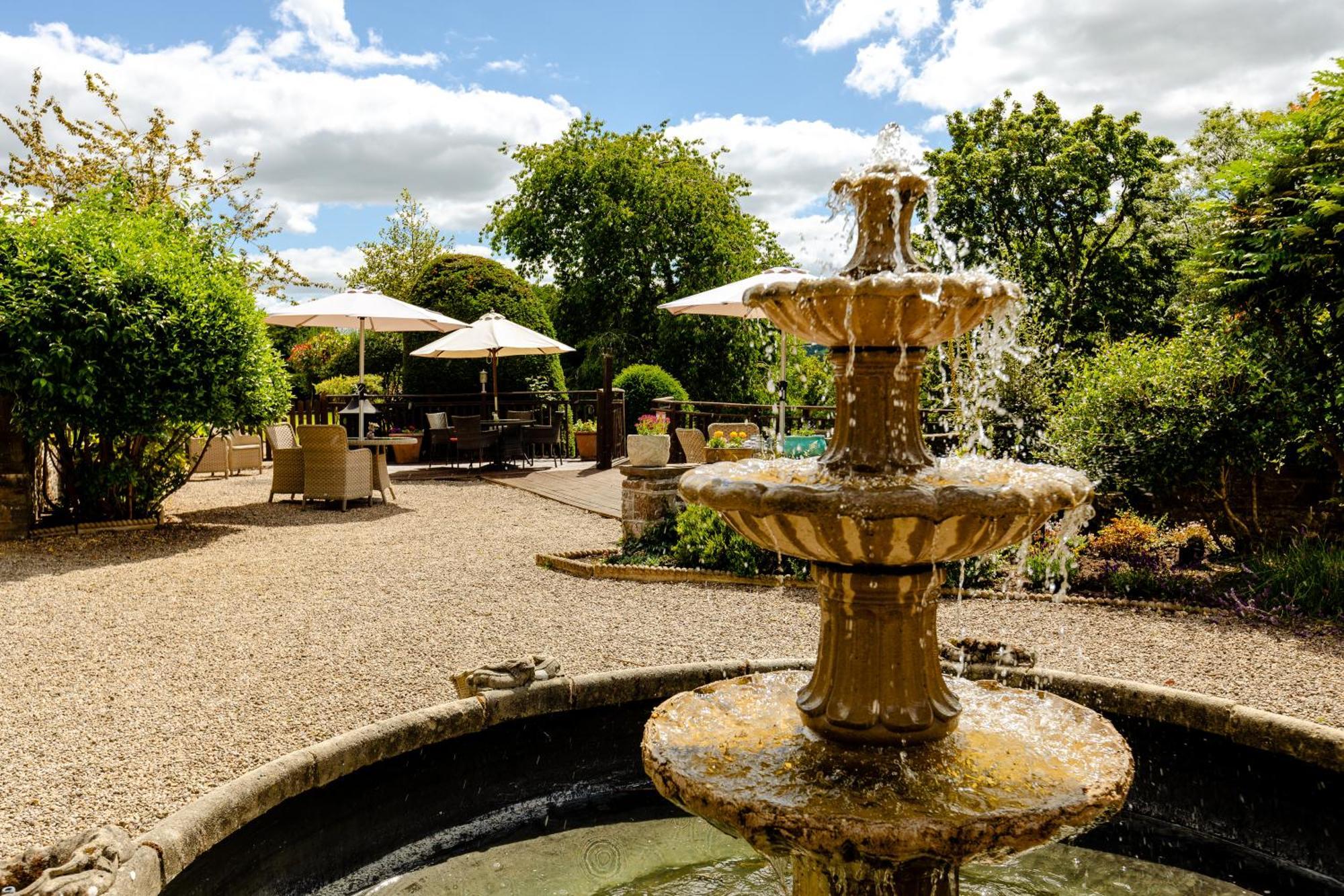 Peterstone Court Country House Restaurant & Spa Brecon Buitenkant foto